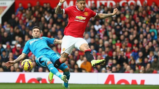 Marcos Rojo khẳng định ở lại để cạnh tranh tại Man Utd