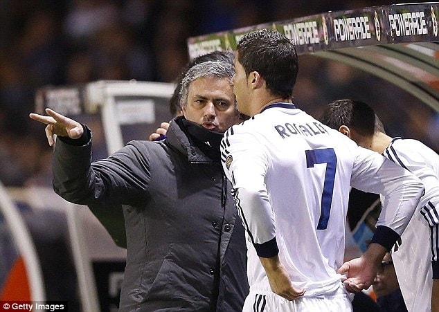 Mourinho tái ngộ Ronaldo và Ramos ở Old Trafford?
