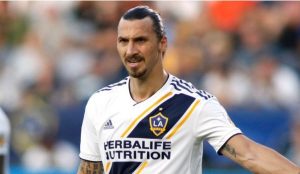 AC Milan loại trừ việc mượn Zlatan Ibrahimovic từ LA Galaxy trong tháng Một