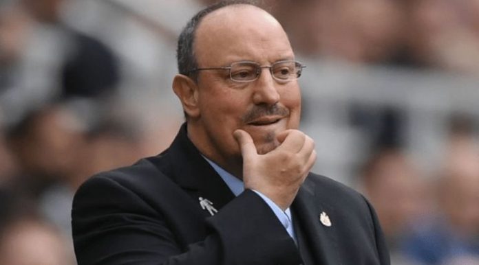 Rafael Benitez xác định ở lại Newcastle